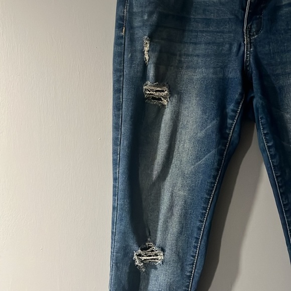 SO Ultimate Low Rise Jeggings size 13 - Picture 2 of 6